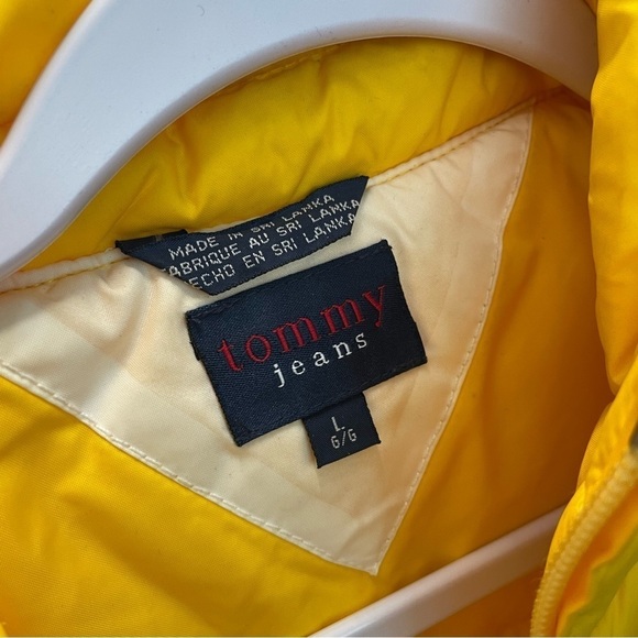 Vintage Tommy Hilfiger Puffer Vest Youth Large Yellow Tommy Jeans 90’s - Picture 6 of 9